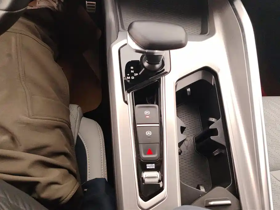 GEELY AUTOMOBILE XINGRUI