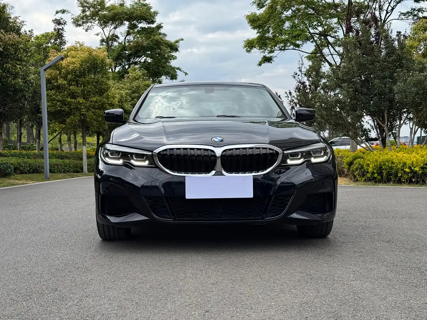 BMW 3 Series 2022 320Li M Sport Package фото 2