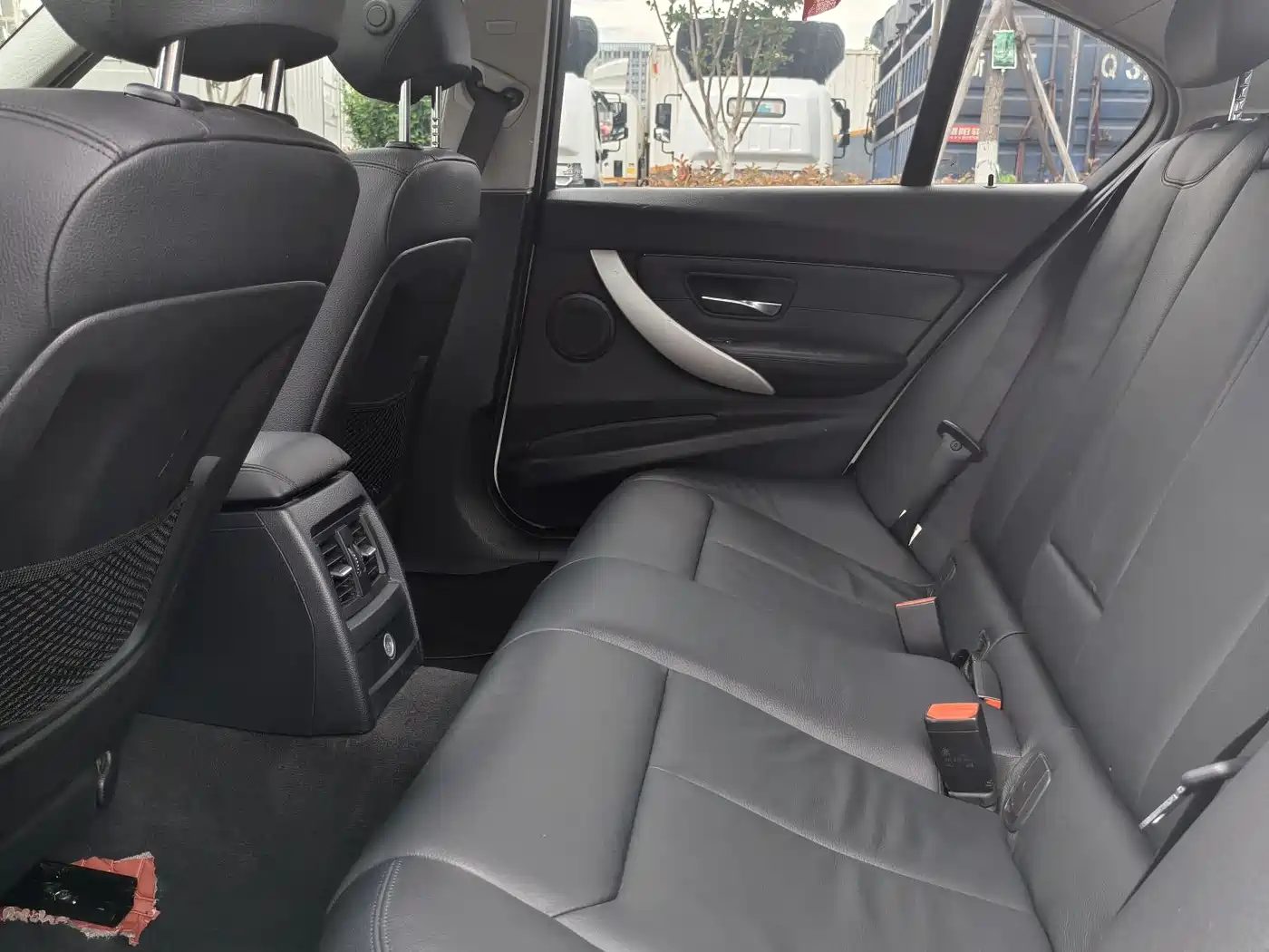 BMW 3 Series 2013 320i Sport Line фото 9