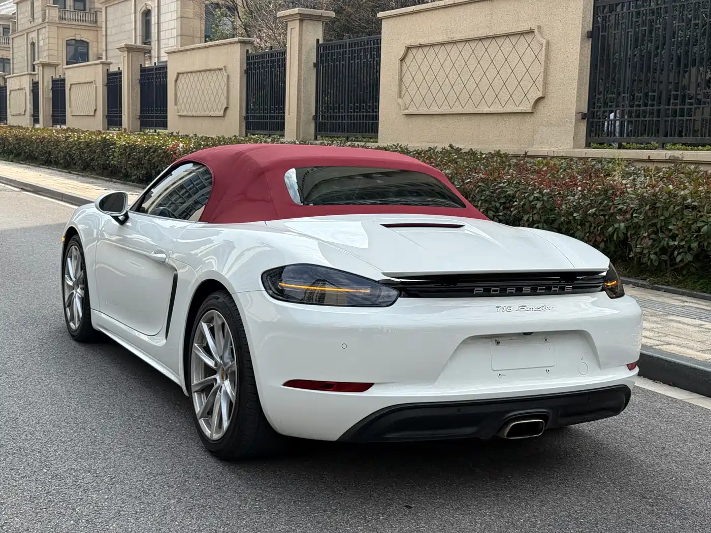 Porsche 718 2018 Boxster 2.0T фото 7