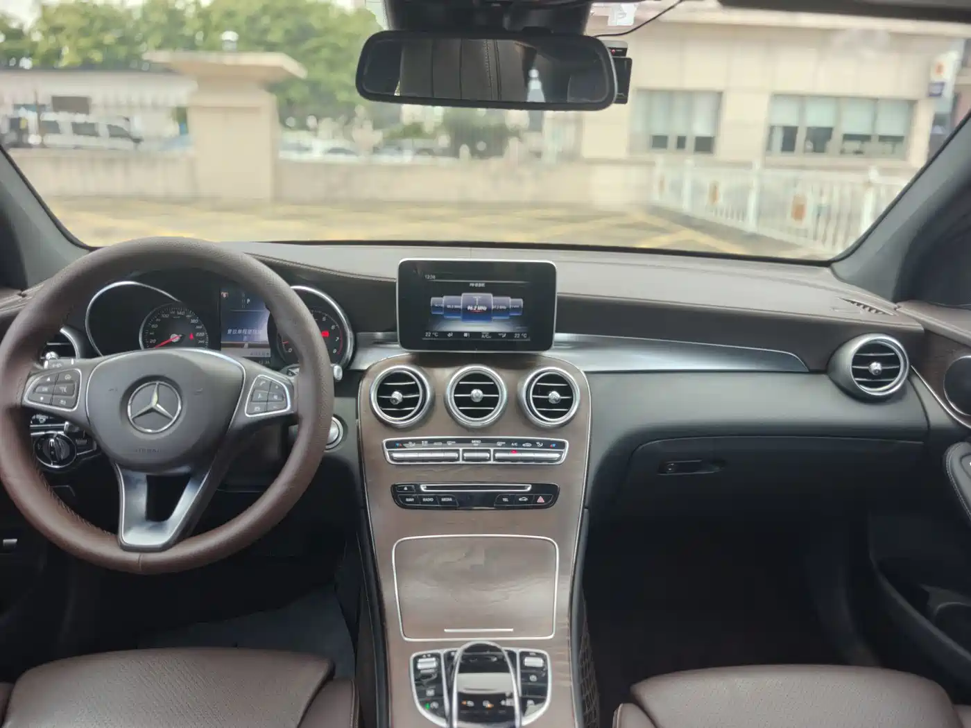 Mercedes-Benz GLC 2016 2016 GLC 300 4MATIC Dynamic