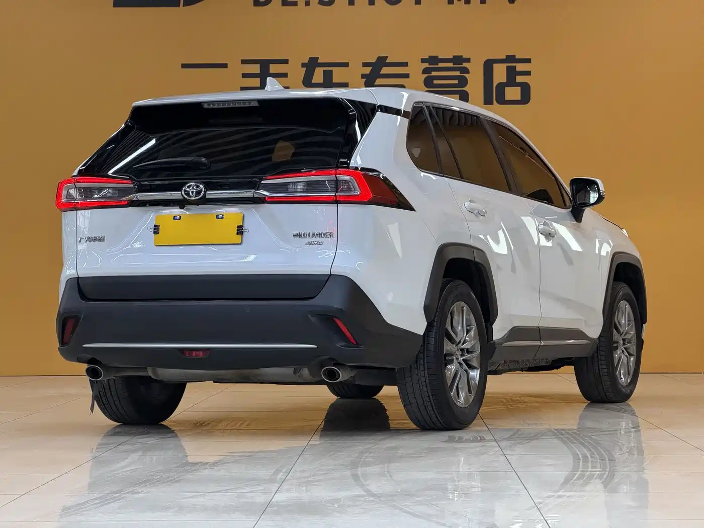Toyota Wildlander 2022 2.0L CVT AWD Luxury Edition фото 3