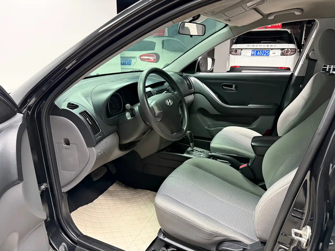 Hyundai Elantra 2011 1.6L Automatic Comfort фото 7