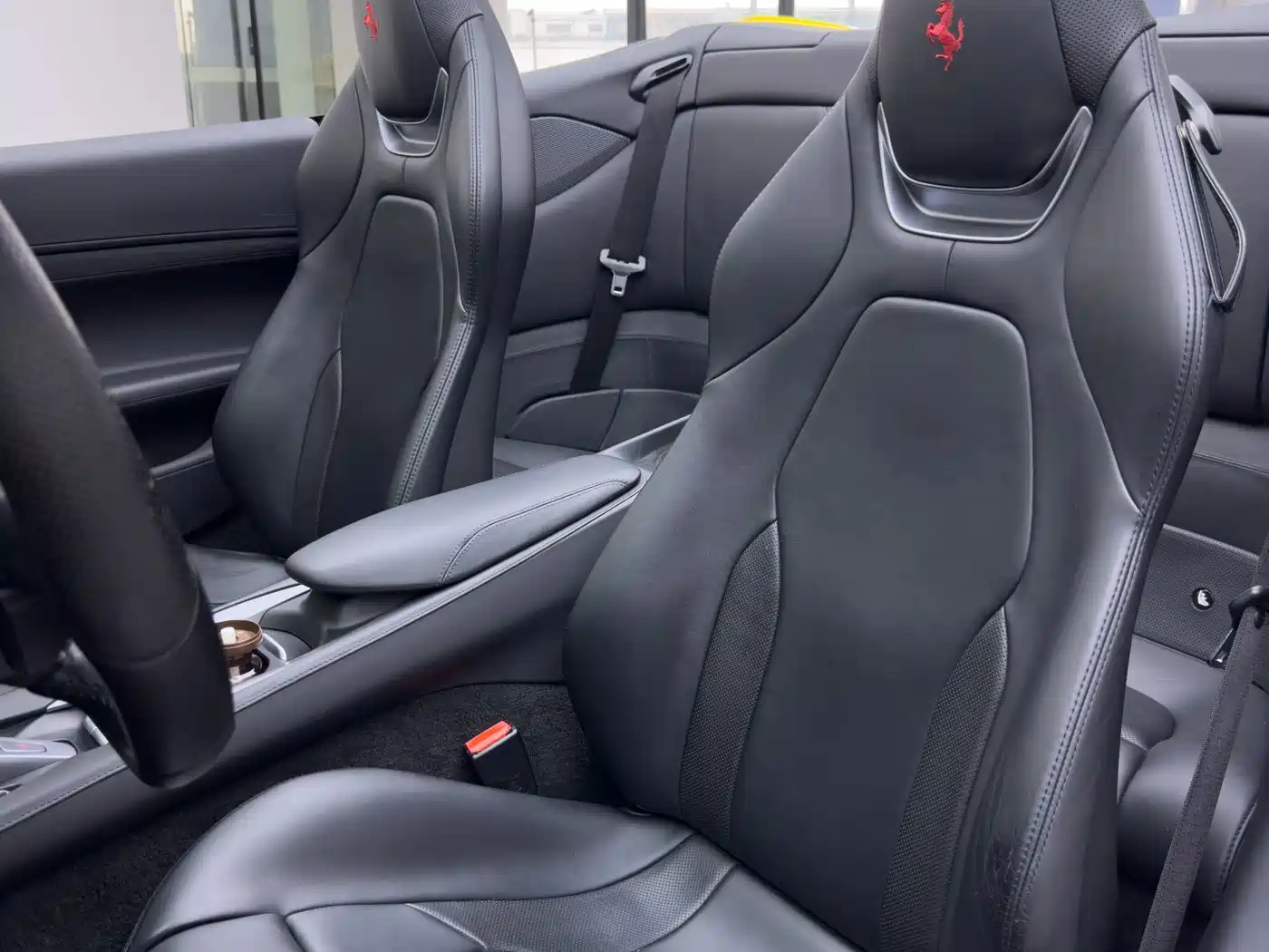 Ferrari Portofino 2019 2018 Model 3.9T