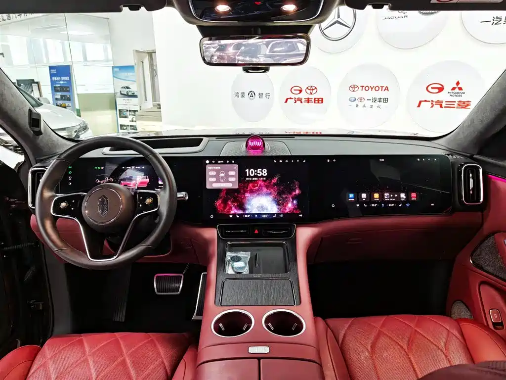 AITO Wenjie AITO M8 2025 Model Extended Range Ultra Edition 53.4kWh 5-Seater фото 8
