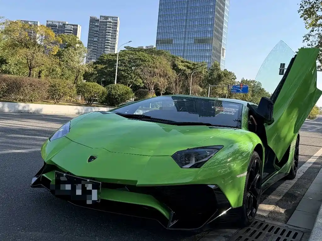 Lamborghini Aventador 2013 2011 LP 700-4