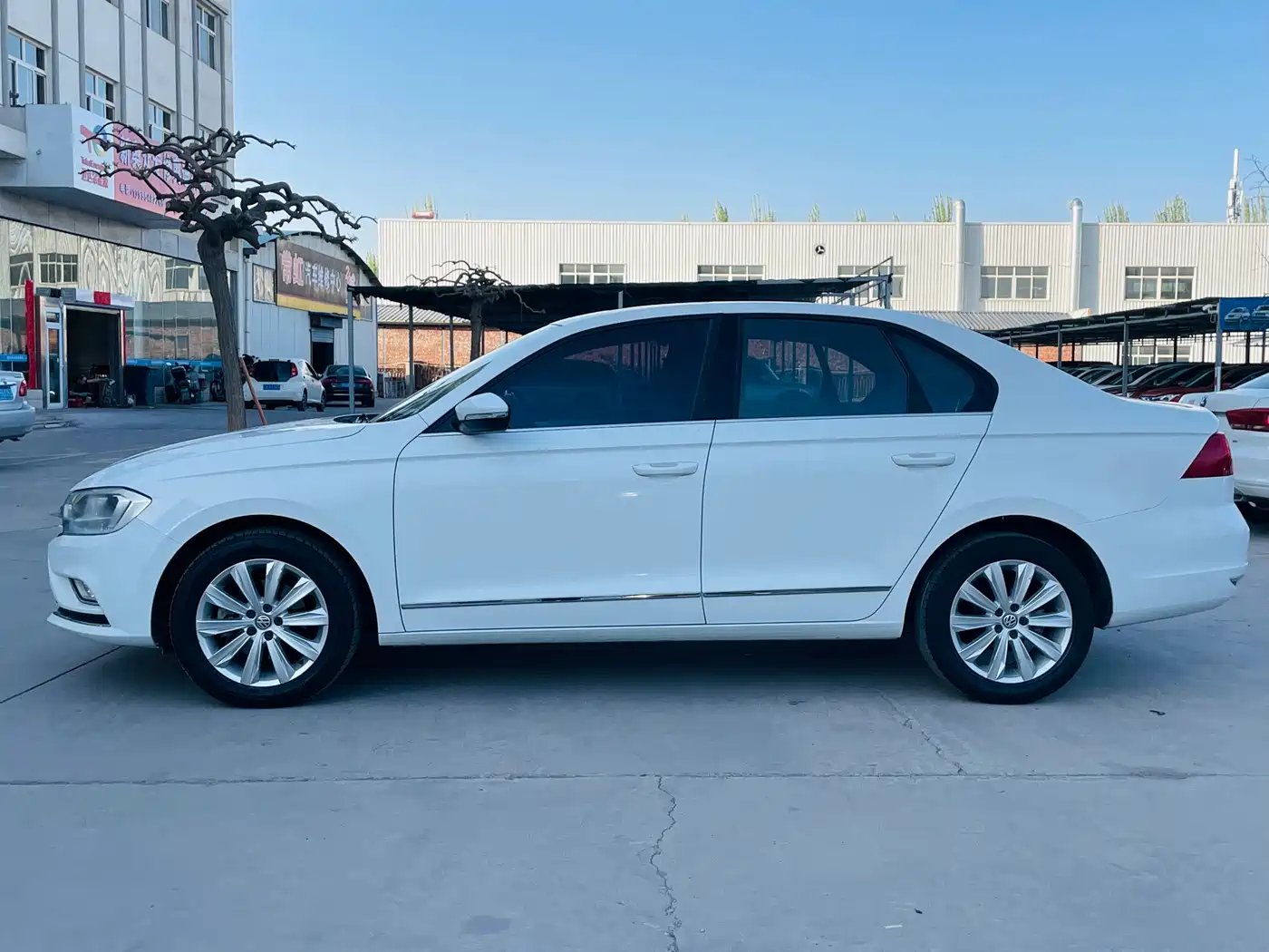 Volkswagen Bora 2017 1.6L Automatic Comfort фото 4
