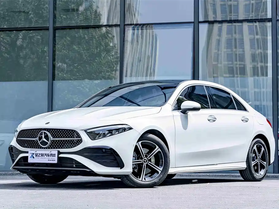 MERCEDES-BENZ CLASS A 2026