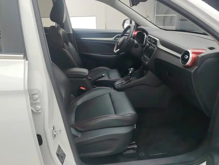 Фото 8 - MG ZS