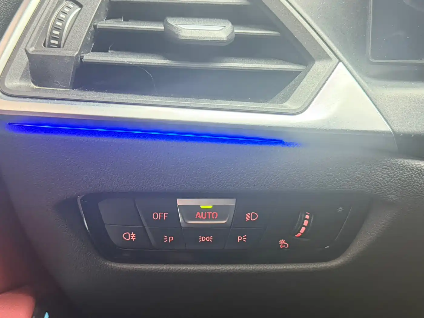 BMW 3 Series 2023 320Li M Sport Package фото 19