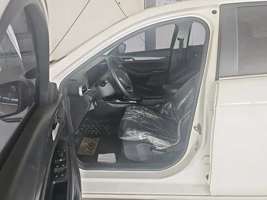 Ford Escort 2022 2021 1.5L Automatic Diamond Edition