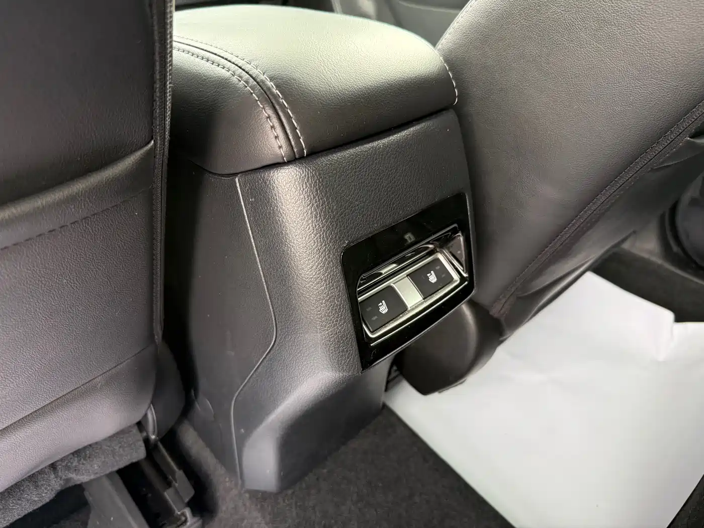 Subaru Forester 2016 2.5i Luxury Navigation Edition фото 7