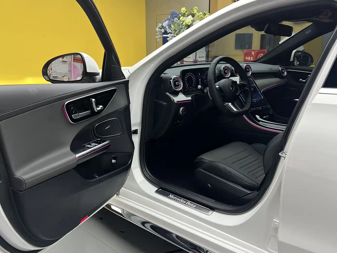 Mercedes-Benz C-Class 2023 C 260 L Sport фото 4
