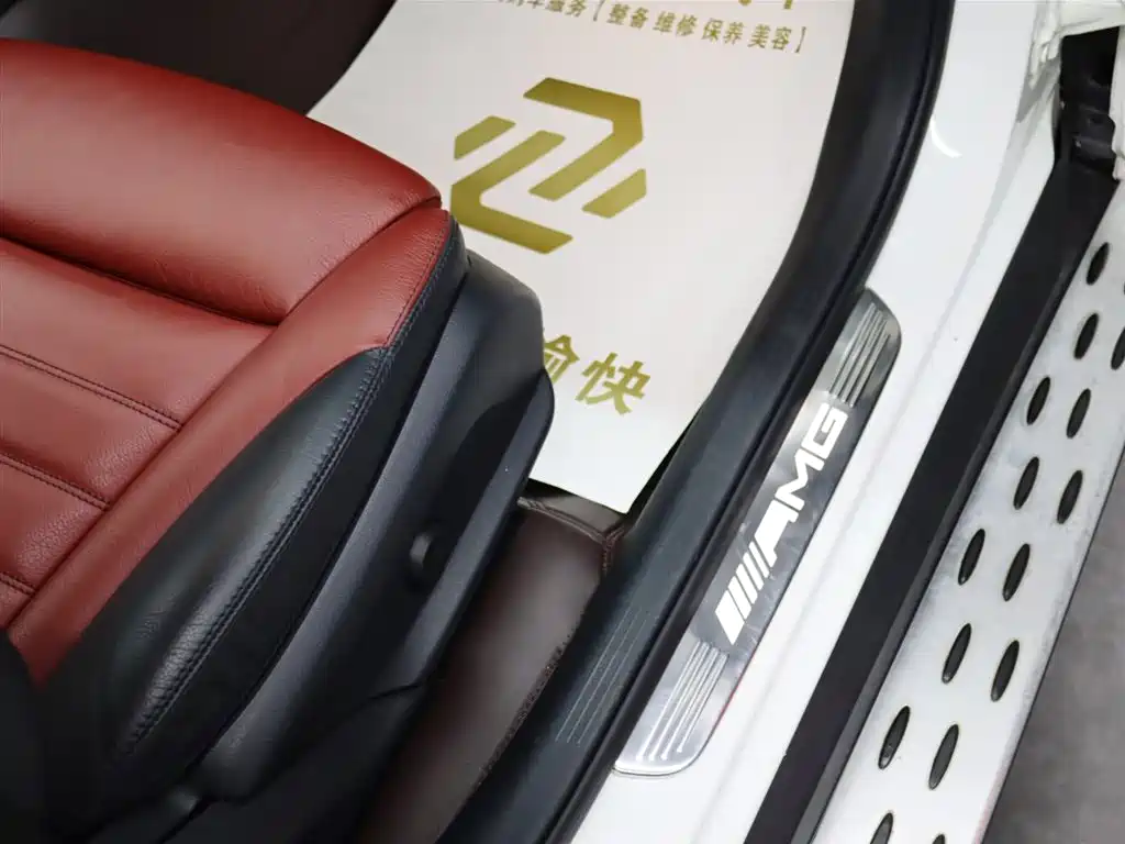 MERCEDES-BENZ GLC AMG