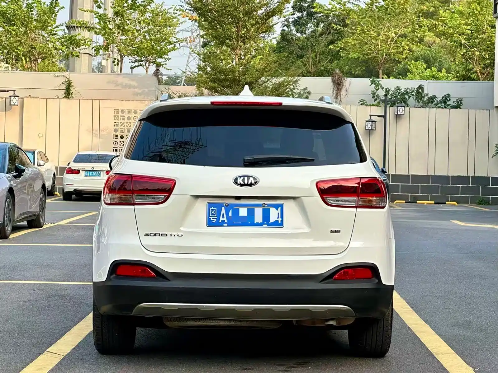 Photo 5 - Kia Sorento