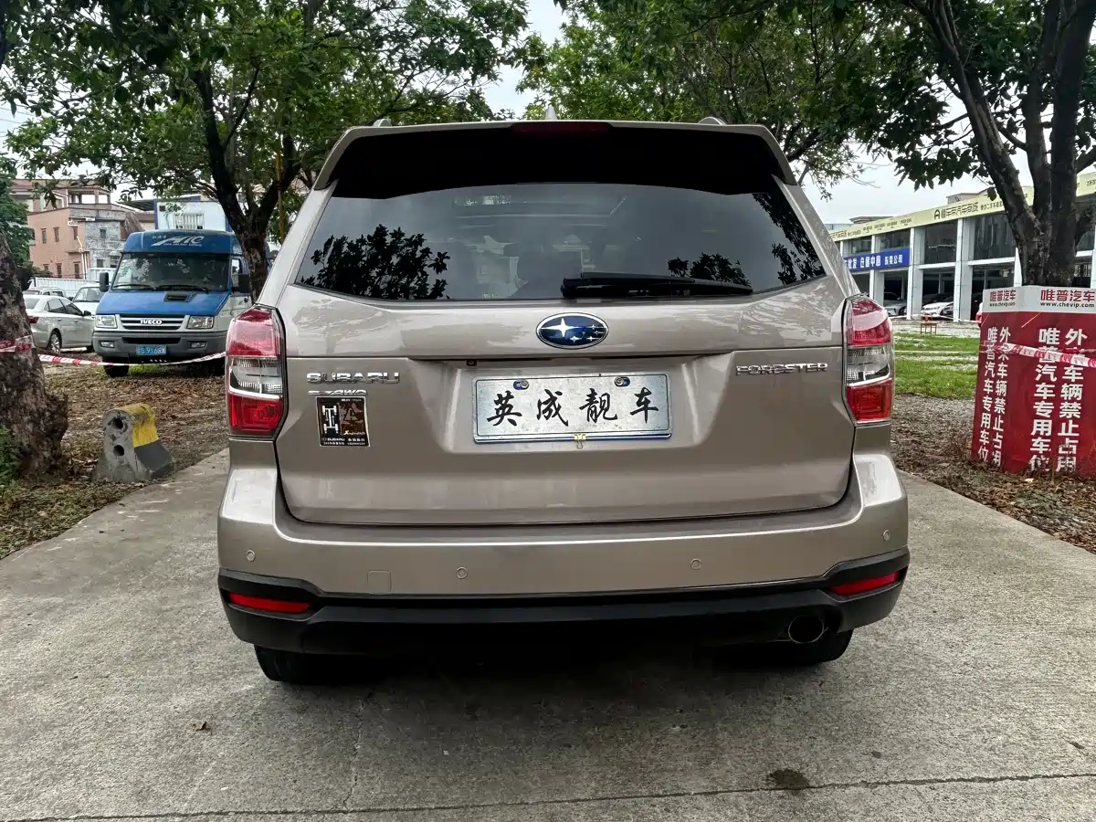 Subaru Forester 2013 2.5i Automatic Premium Edition фото 17
