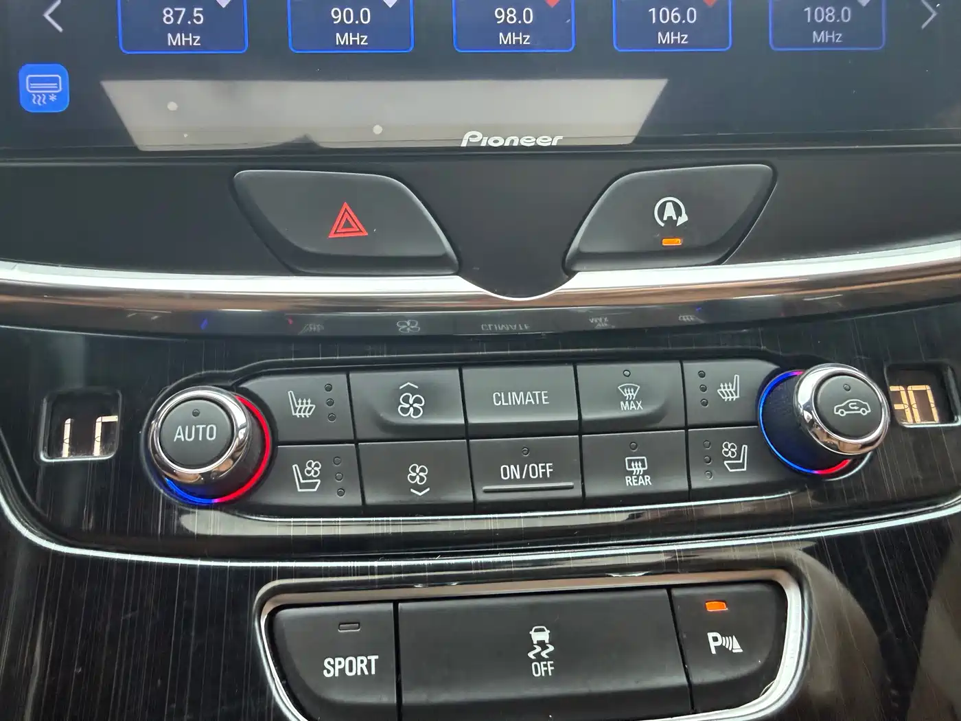 Buick LaCrosse 2016 20T Elite Type фото 11