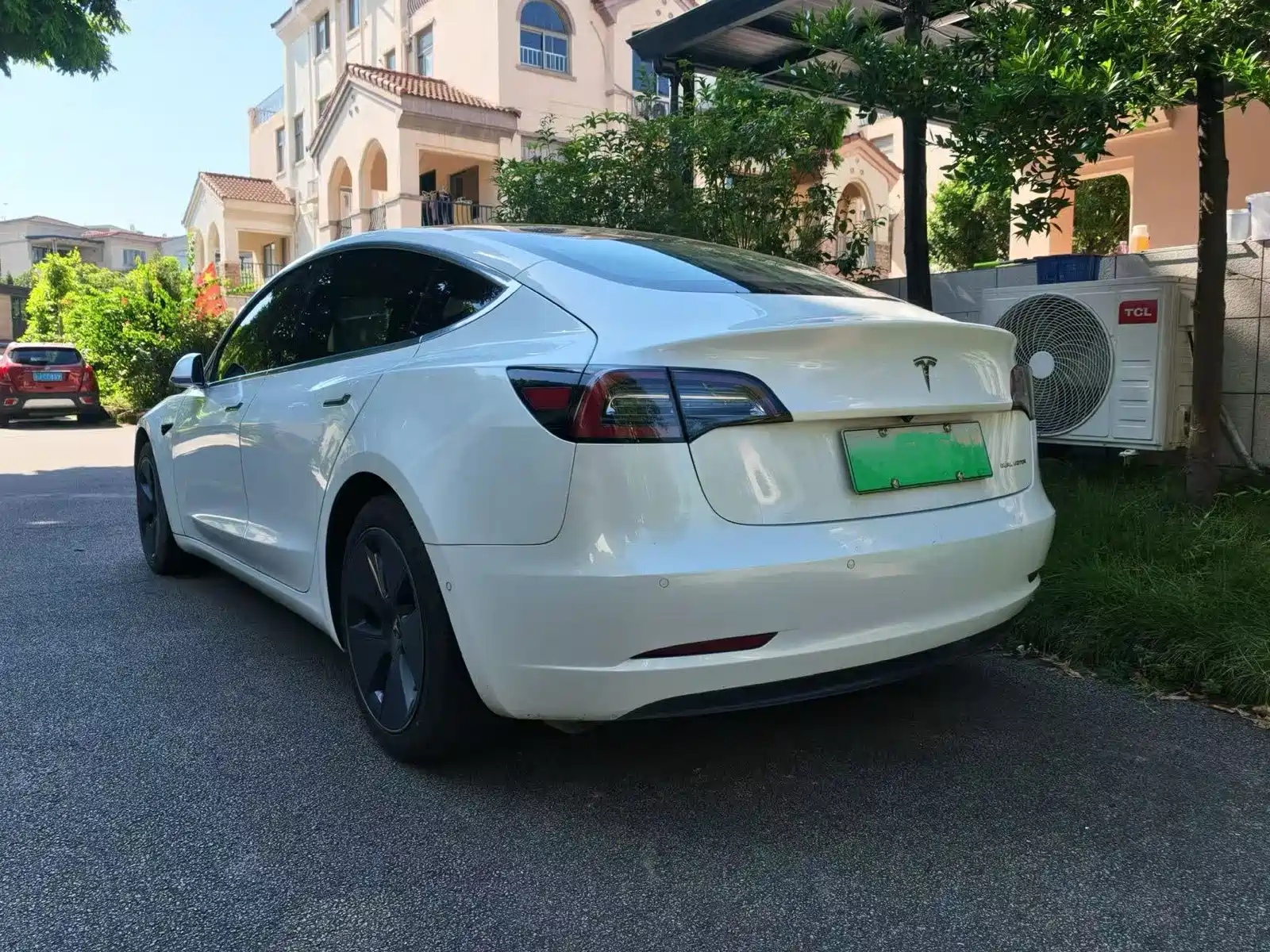Фото 3 - Tesla Model 3 (Import)