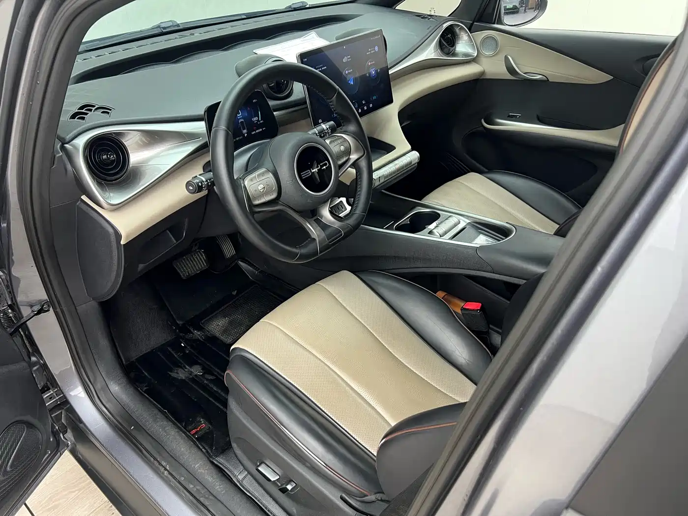 BYD Dolphin 2023 420km Fashion Edition фото 12