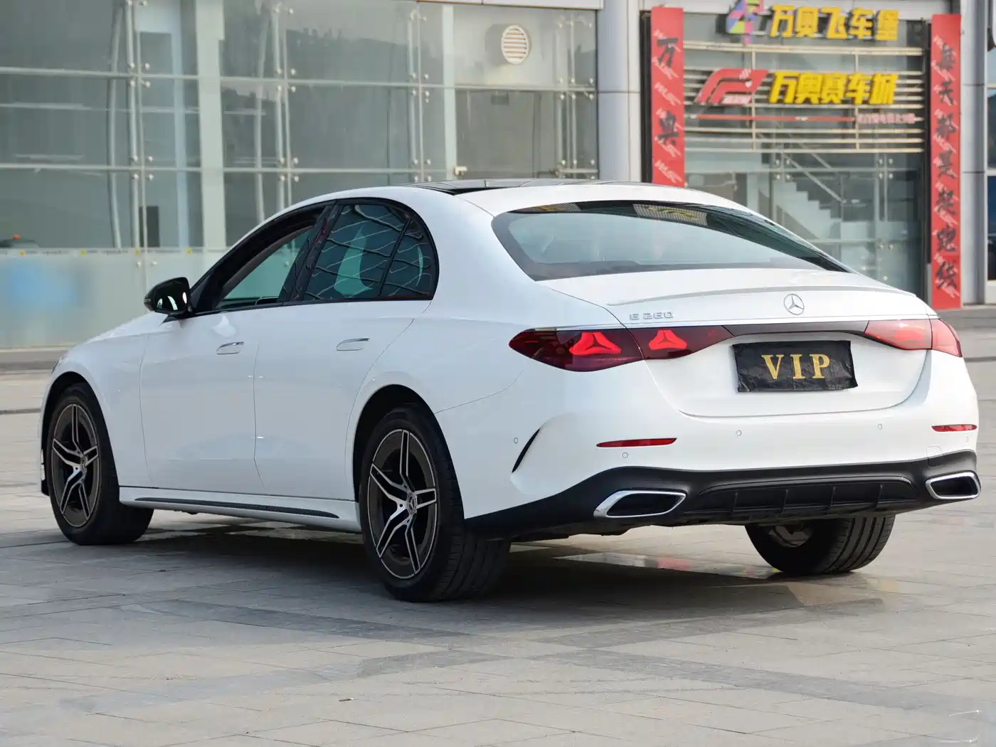 MERCEDES-BENZ E-CLASS (IMPORTED)