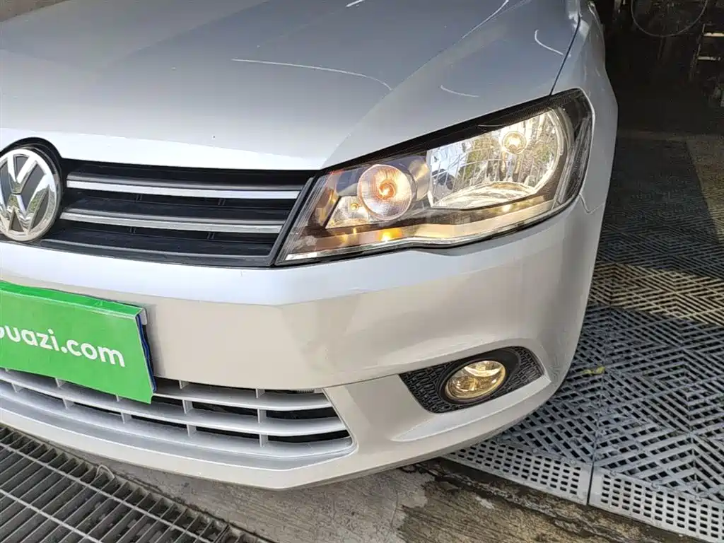 Volkswagen Jetta 2015 1.4L Manual Comfort фото 24