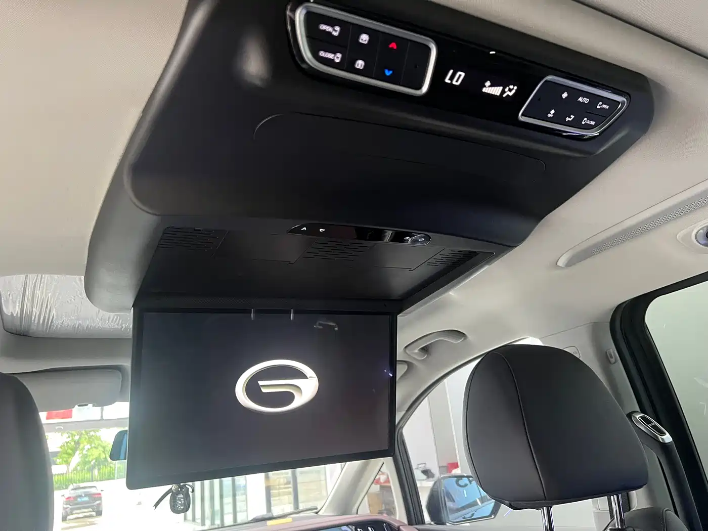 GAC Trumpchi Trumpchi M8 2024 Leadershow Series 390T Premium Edition фото 16