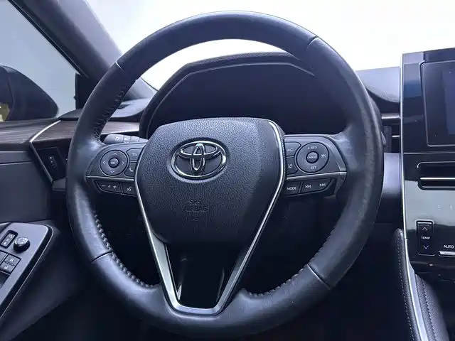 Toyota Avalon 2023 2.0L Premium Selection фото 11