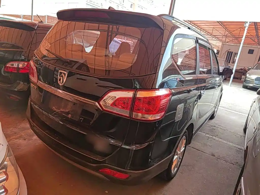 Photo 7 - Baojun 730
