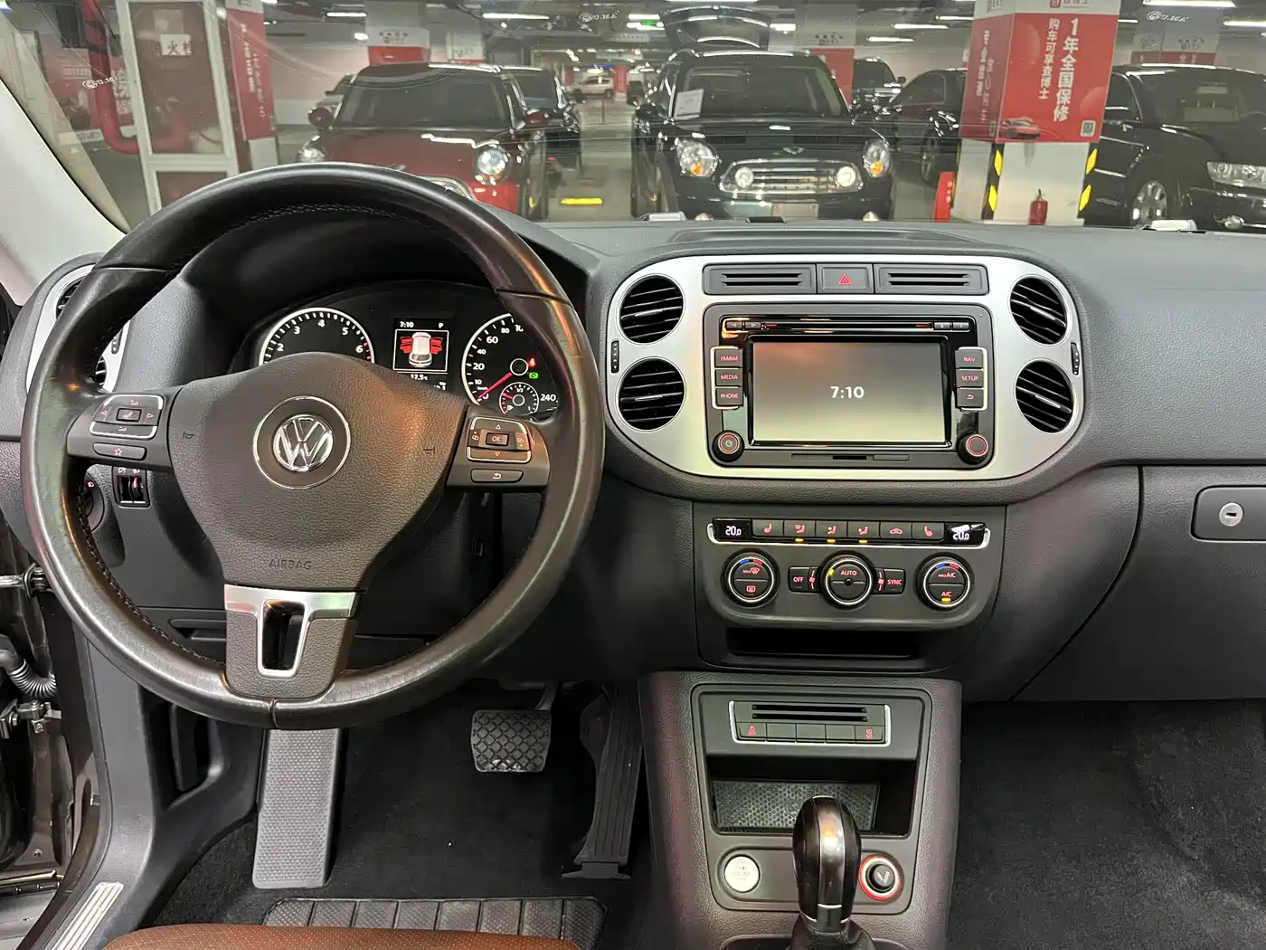 Volkswagen Tiguan 2015 1.8TSI Automatic 2WD Highline фото 18