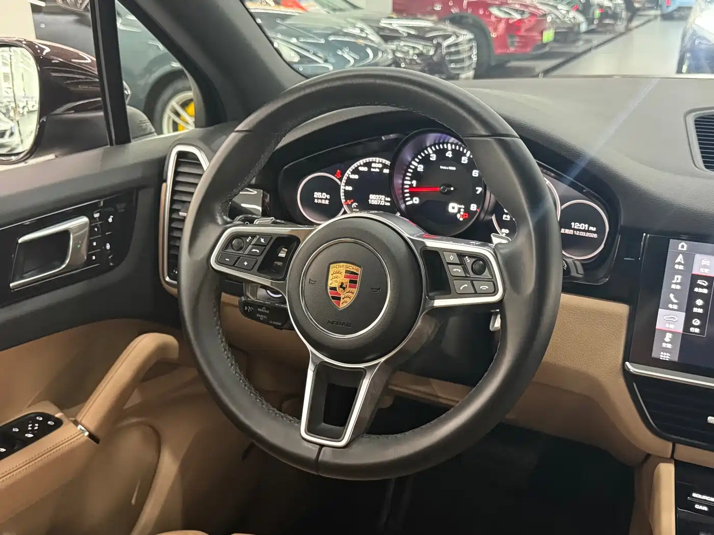 Porsche Cayenne 2018 Cayenne 3.0T фото 12