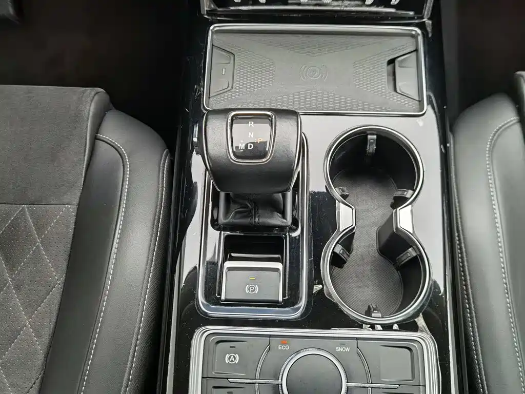 Hongqi HS7 2021 2021 2.0T DCT FWD Smart Connect Qi Chang Edition