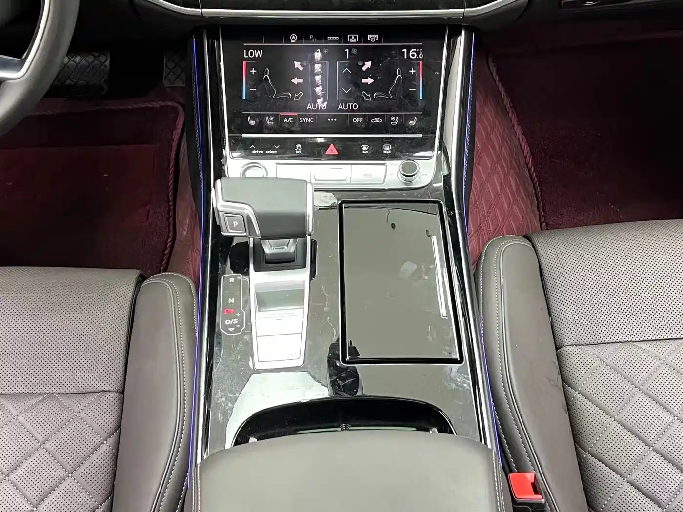 Audi A8 2026 2025 A8L 50 TFSI quattro Exclusive Selection