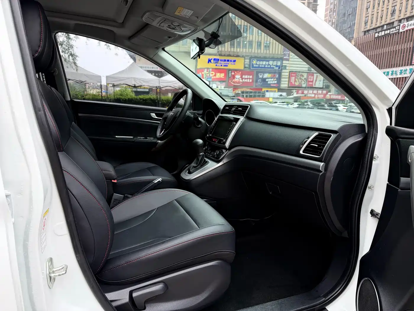 Haval M6 2019 1.5T DCT 2WD Elite Version China V фото 10