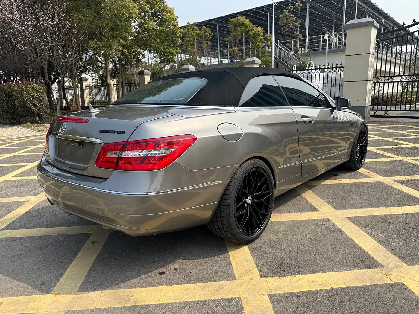 Mercedes-Benz E-Class (Import) 2011 E 260 CGI Convertible фото 6