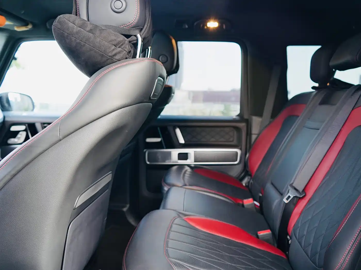 Mercedes-Benz G-Class 2024 G 500 фото 13