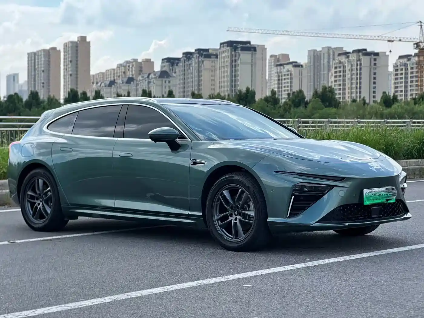 Nezha Auto Nezha S Shooting Brake 2025 2024 Model Range Extender 300 Standard