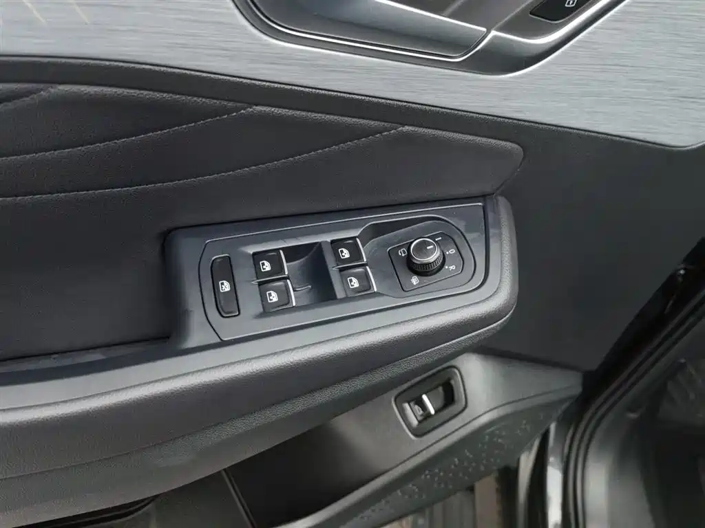 Volkswagen Talagon 2021 380TSI 4WD Luxury Premium Edition Pro фото 9