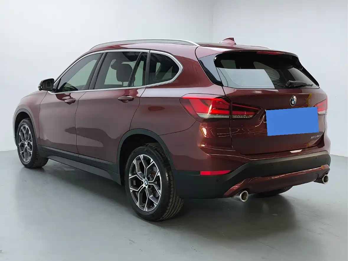 BMW X1 2021 sDrive25Li Leading фото 9