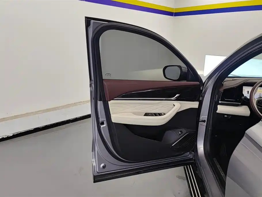 GEELY AUTOMOBILE XINGYUE L