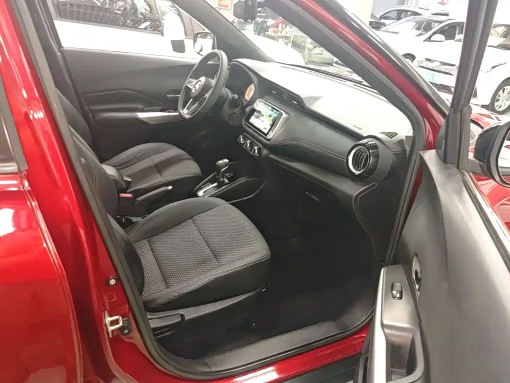 Nissan Kicks 2019 2018 1.5L CVT Smart Connect Premium Edition