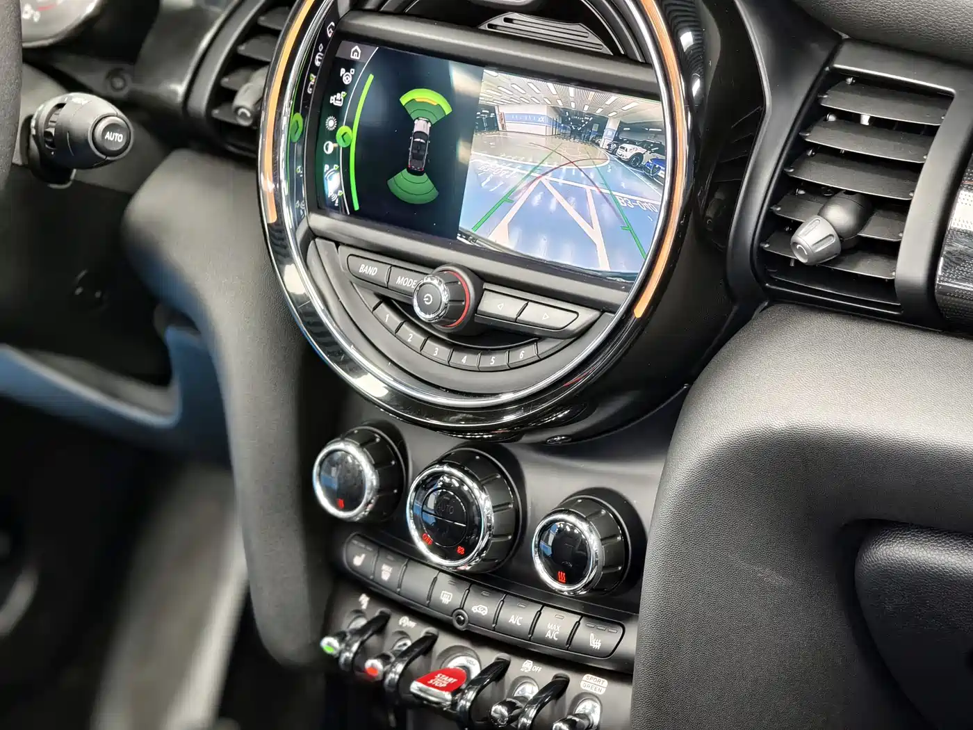 MINI 2021 2.0T COOPER S CABRIO Caribbean Blue Collector's Edition фото 10