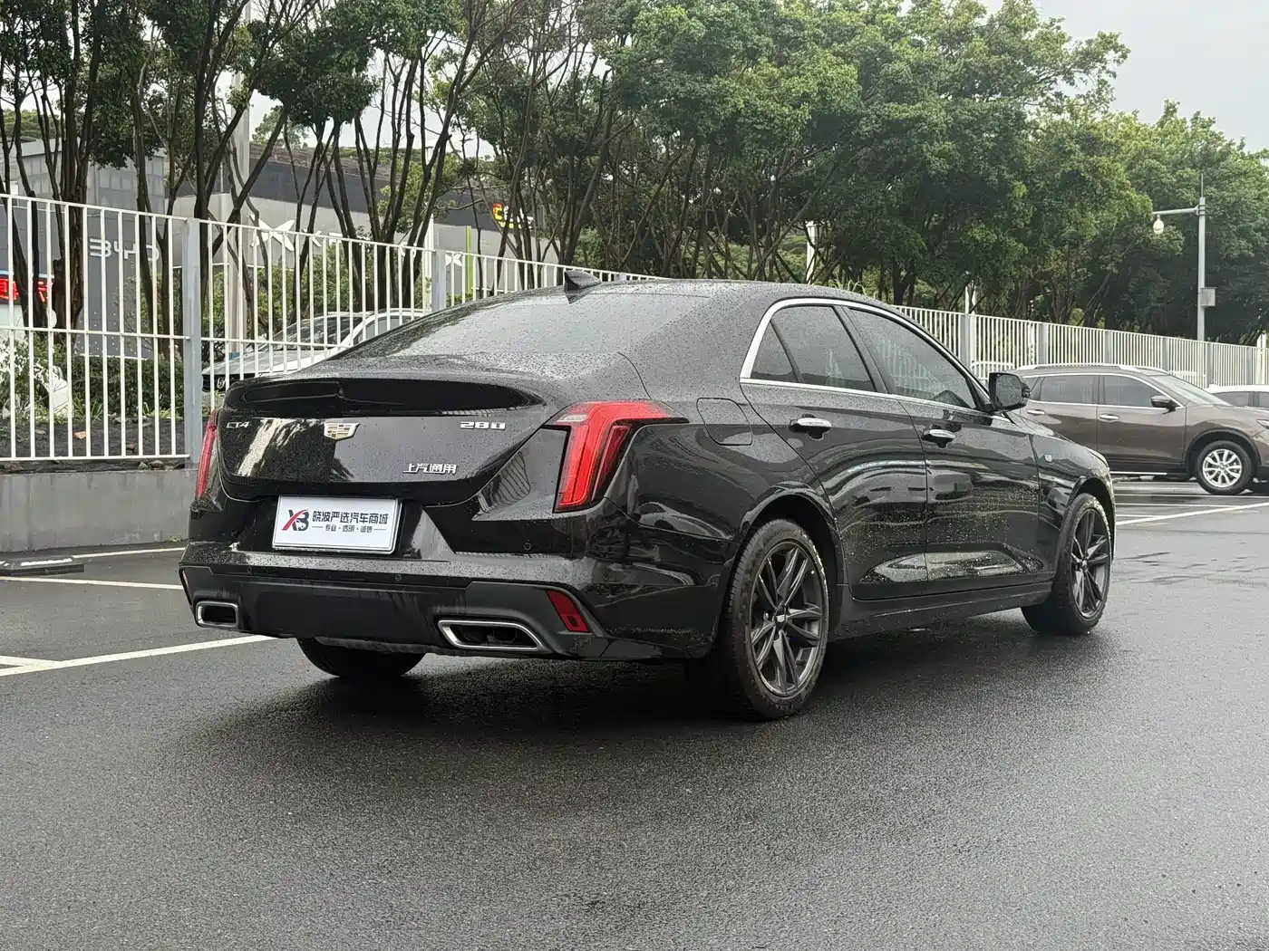 Cadillac CT4 2023 2022 28T Luxury Model
