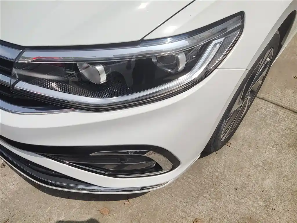 Volkswagen Bora 2023 300TSI DSG Premium Edition фото 18