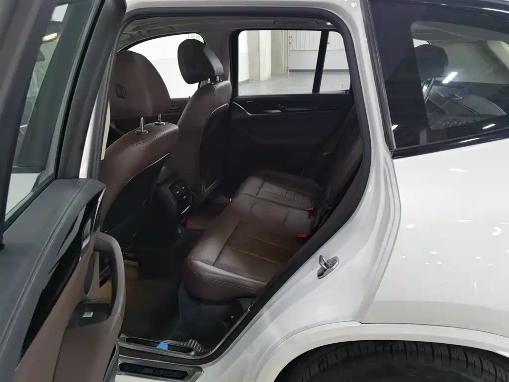 BMW X3 2018 xDrive25i M Sport Package China V фото 15