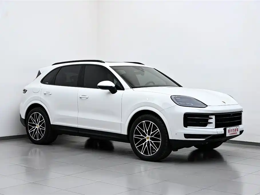 Porsche Cayenne New Energy 2024 Cayenne E-Hybrid 2.0T фото 4