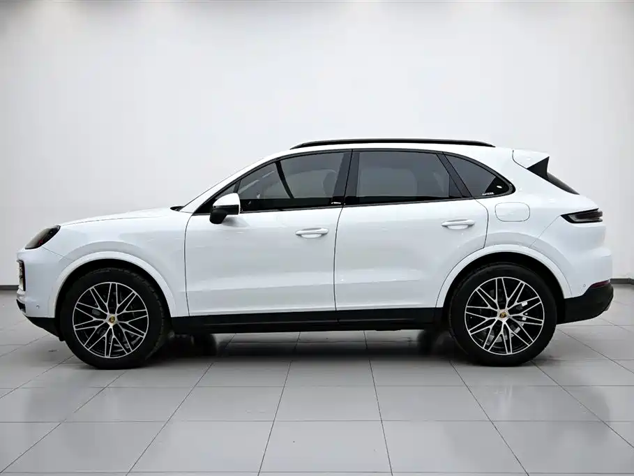 Porsche Cayenne New Energy 2024 Cayenne E-Hybrid 2.0T фото 5