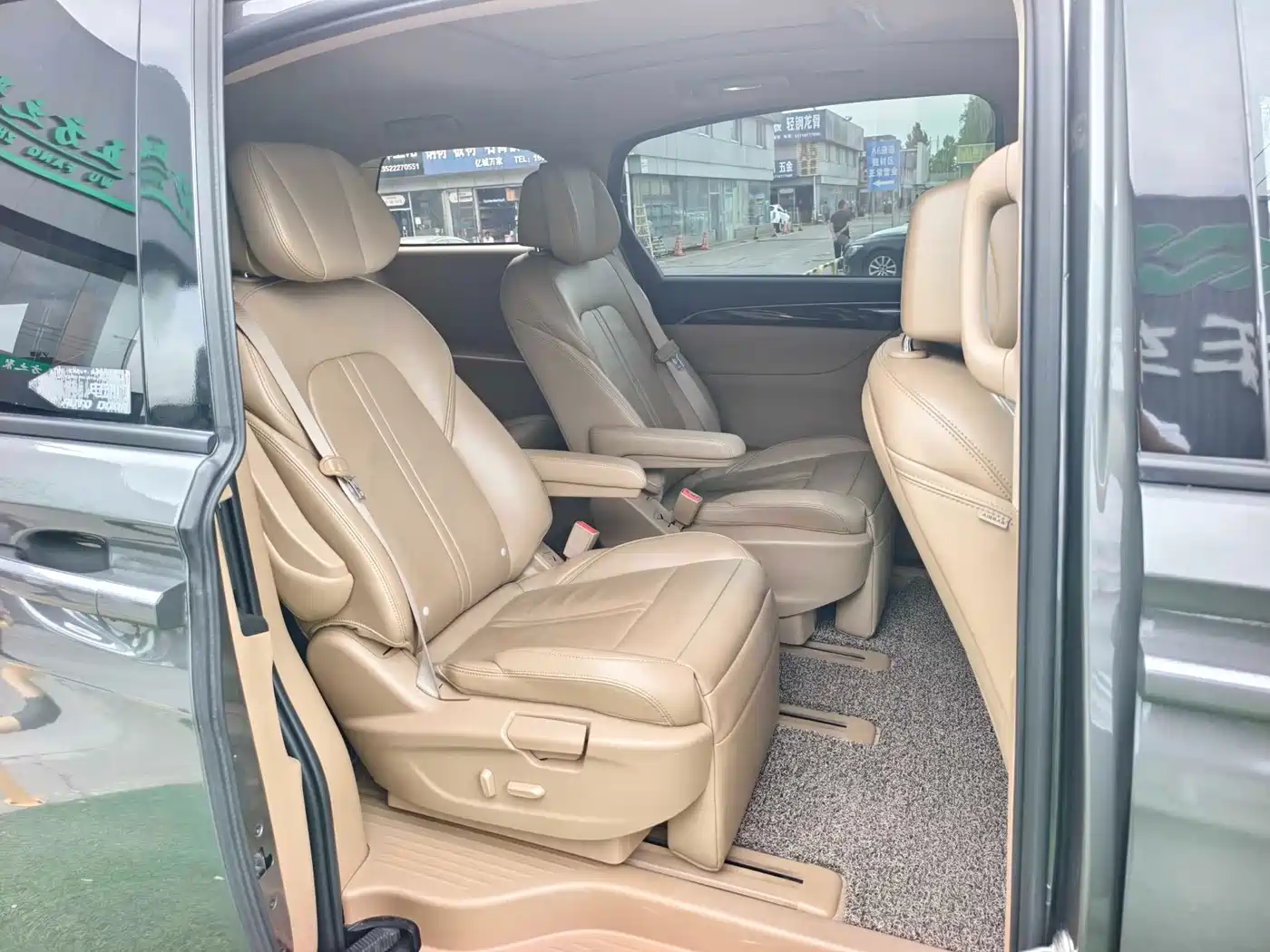 Buick GL8 2017 ES 28T Luxury China V фото 14