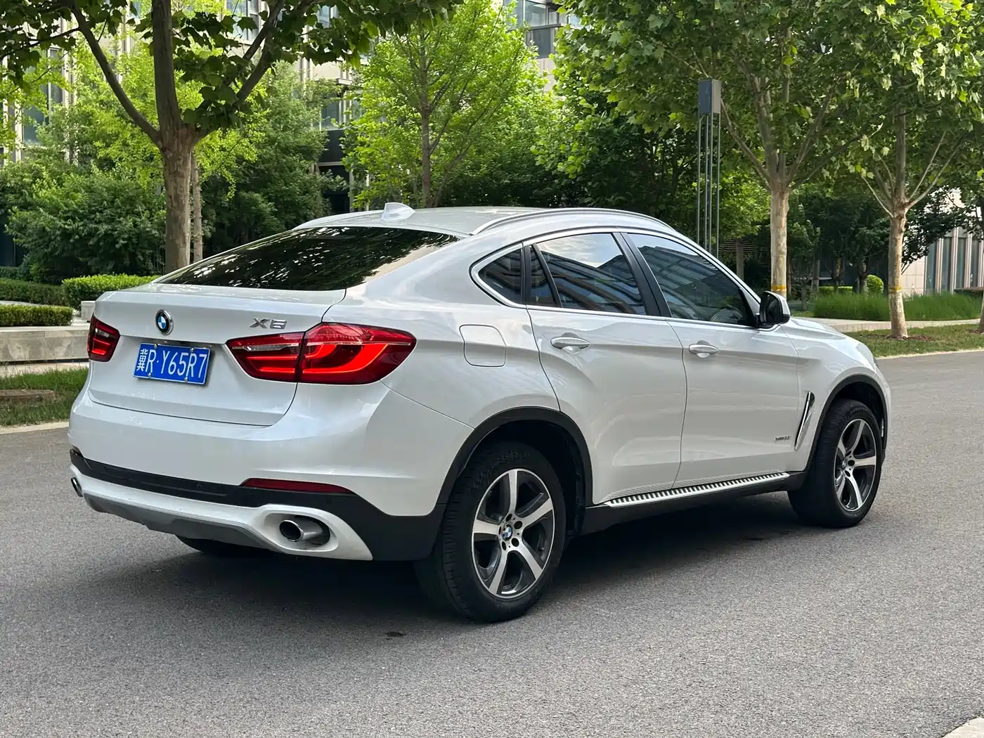 BMW X6 2015 xDrive35i Leading Type фото 4