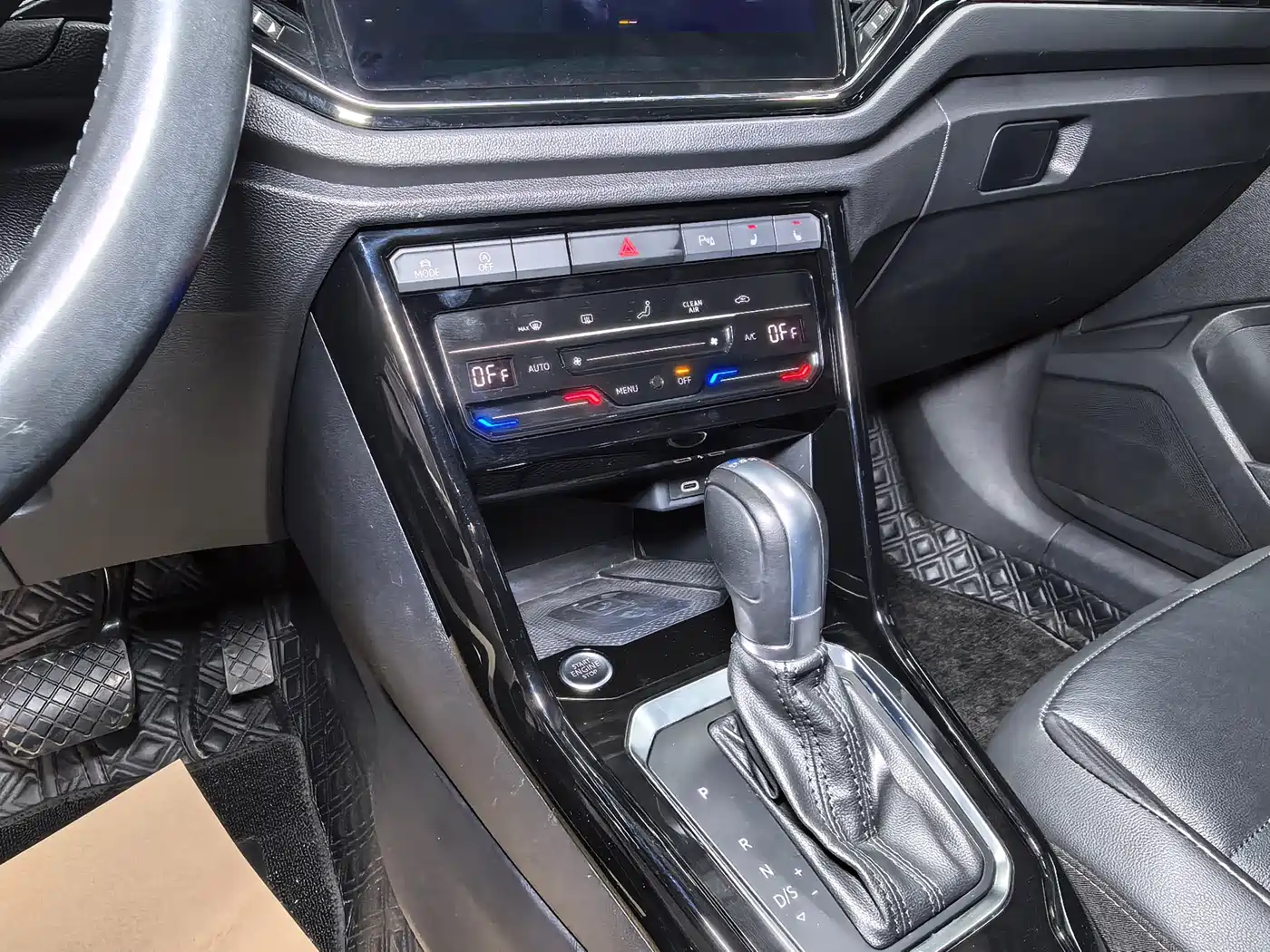 Volkswagen T-ROC 2022 280TSI DSG 2WD Comfort PLUS фото 18