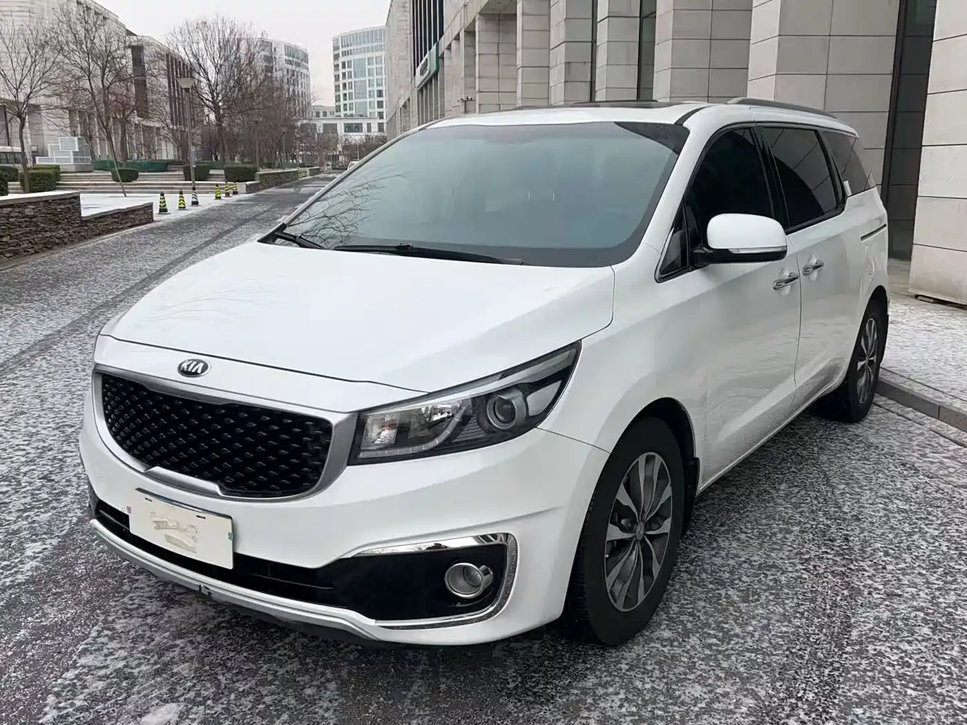 Kia Carnival (Import) 2015 3.3GDI Luxury Edition China IV